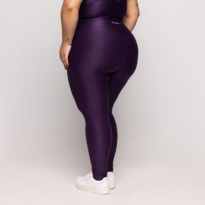 Calça Canelada Recorte V Plus Size Açaí